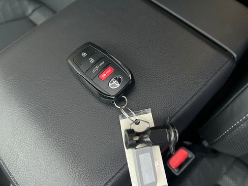 New 2025 Toyota 4Runner TRD Off-Road Premium image 29