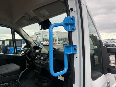 Used 2024 RAM ProMaster 3500 w/ Delivery Van Package FWD image 27