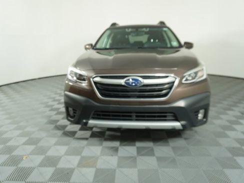 Used 2022 Subaru Outback Limited image 2