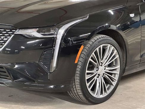 Used 2023 Cadillac CT4 Premium Luxury image 10