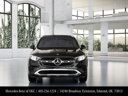 Used 2026 Mercedes-Benz GLC 300 image 7