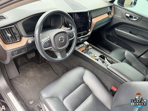 Used 2021 Volvo XC60 T5 Momentum w/ Advanced Package FWD image 7