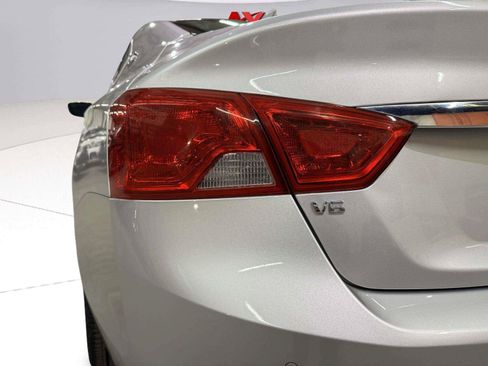 Used 2016 Chevrolet Impala LTZ FWD image 14