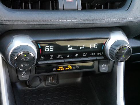 Certified 2024 Toyota RAV4 XLE image 23