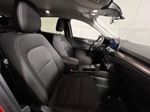 Used 2025 Ford Escape Active w/ Cold Weather Package image 25