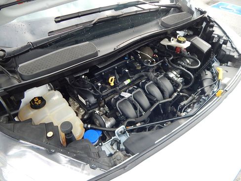 Used 2022 Ford Transit Connect XL image 29