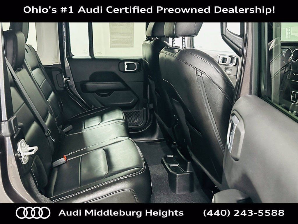 Used 2021 Jeep Wrangler Unlimited Sahara AWD/4WD image 28