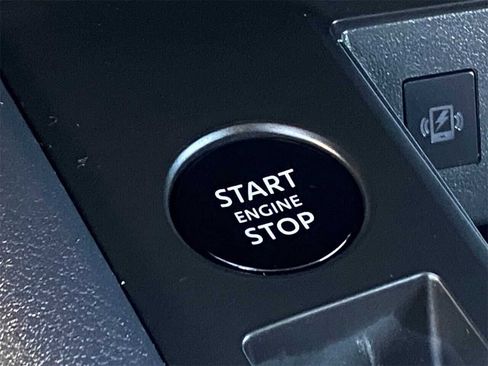 New 2026 Nissan Kicks SV image 28