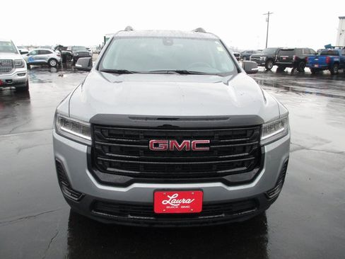 Used 2023 GMC Acadia SLE w/ Driver Convenience Package image 11
