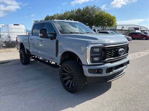 Used 2024 Ford F350 Lariat w/ Lariat Ultimate Package AWD/4WD image 3