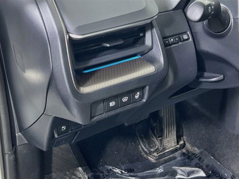 Used 2023 Toyota Prius XLE image 10