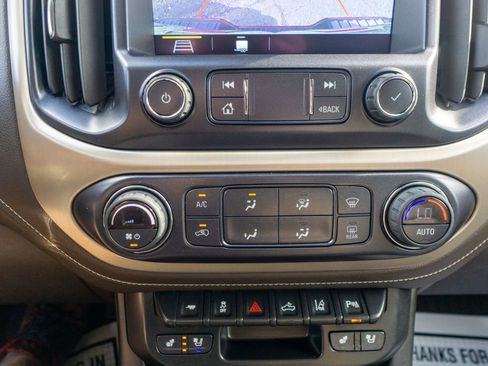 Used 2021 GMC Canyon Denali image 23