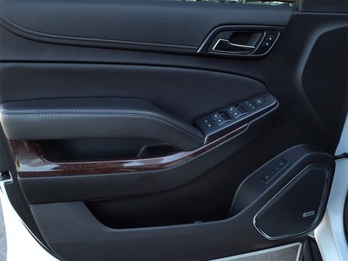 Used 2020 GMC Yukon SLT w/ Open Road Package image 10