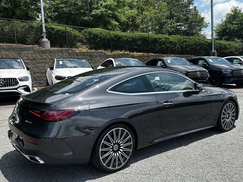 Certified 2025 Mercedes-Benz CLE 300 4MATIC Coupe image 8