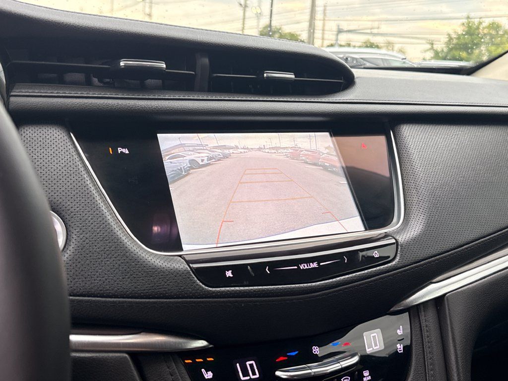 Used 2018 Cadillac XT5 Premium Luxury FWD image 22