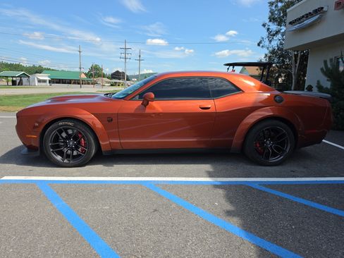 Used 2021 Dodge Challenger R/T Scat Pack RWD image 7