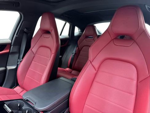 Used 2026 Porsche Panamera image 9