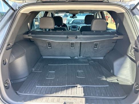 Used 2023 Chevrolet Equinox LT image 29