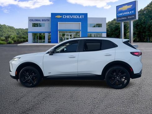 Certified 2025 Buick Envision Sport Touring image 3