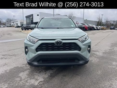 Used 2021 Toyota RAV4 XLE Premium image 2