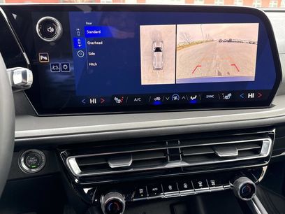 New 2026 Chevrolet Traverse LT w/ Driver Confidence Package