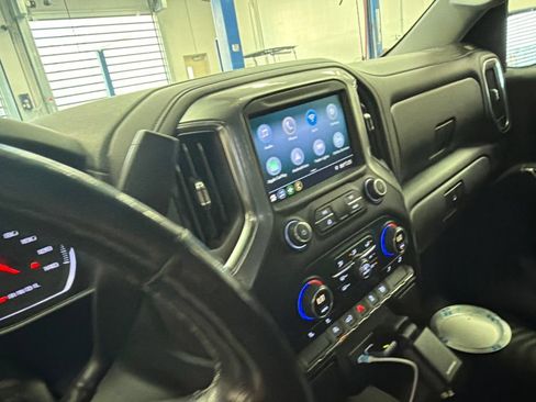 Used 2019 Chevrolet Silverado 1500 LT w/ All-Star Edition AWD/4WD image 4
