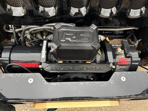 Used 2014 Jeep Wrangler Unlimited Rubicon image 9