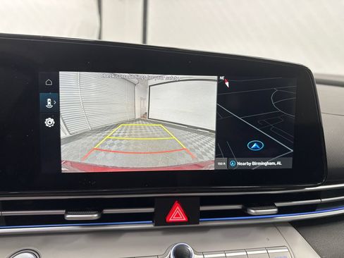 Used 2025 Hyundai Elantra Limited FWD image 29