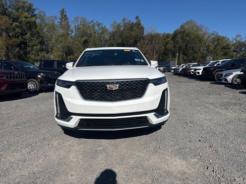 Used 2021 Cadillac XT6 Premium Luxury image 8