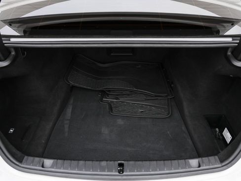 Used 2018 BMW 740i RWD image 25