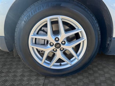 Certified 2024 Ford Edge SEL image 14