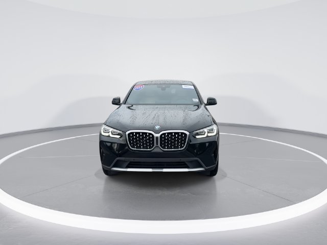 Used 2023 BMW X4 xDrive30i w/ Premium Package AWD/4WD image 2