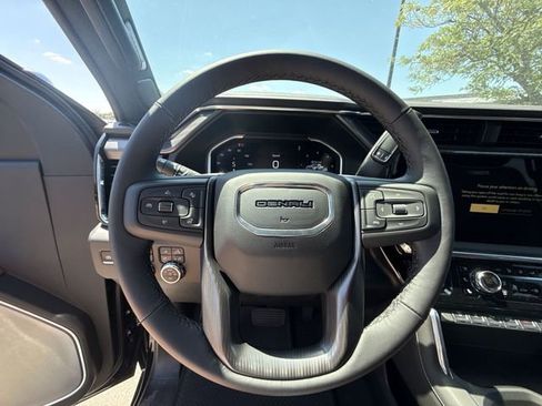 New 2026 GMC Sierra 3500 Denali Ultimate AWD/4WD image 14