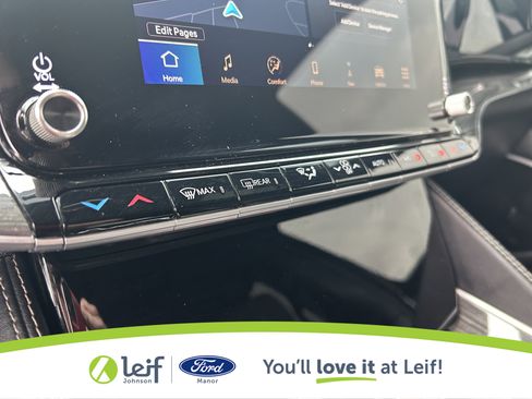 Used 2022 Jeep Wagoneer Series III w/ Premium Group I image 25