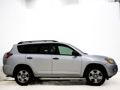 Used 2011 Toyota RAV4 4WD w/ Base L4 Extra Value Pkg image 4