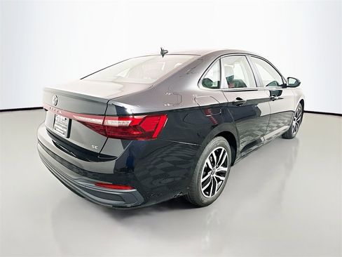 New 2025 Volkswagen Jetta SE image 25