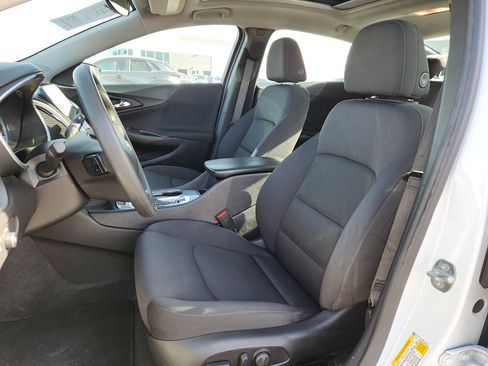 Used 2024 Chevrolet Malibu LT image 13