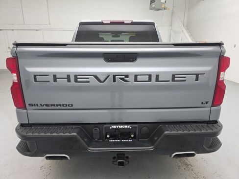 Used 2021 Chevrolet Silverado 1500 LT Trail Boss w/ LPO, Dark Essentials Package AWD/4WD image 7