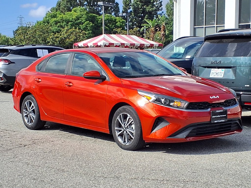 Certified 2022 Kia Forte Sedan FWD image 7