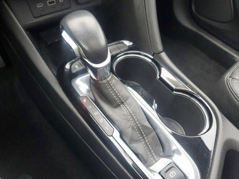 Used 2021 Buick Encore GX Essence w/ Experience Buick Package image 29