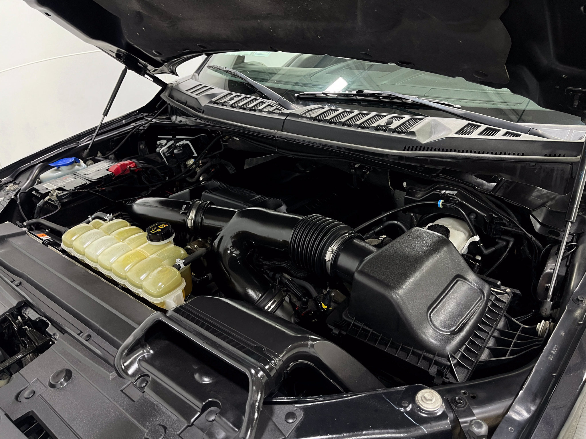 Used 2020 Ford F150 Lariat AWD/4WD image 28