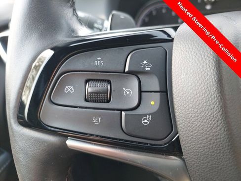 Used 2023 Buick Enclave Essence image 21