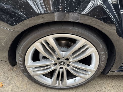 Used 2019 Mercedes-Benz S 560 Sedan image 17