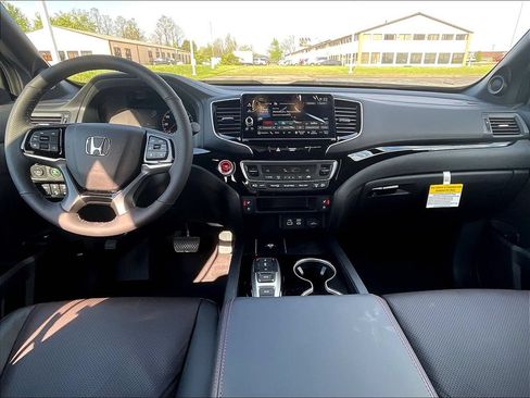 New 2026 Honda Ridgeline Black Edition image 8