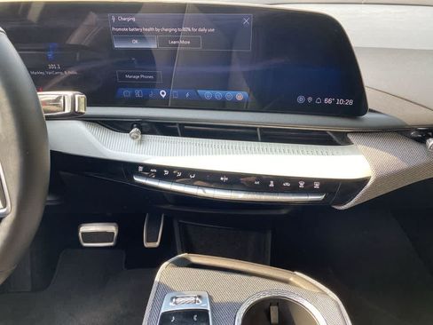 Certified 2025 Cadillac Optiq Sport 2 AWD/4WD image 24