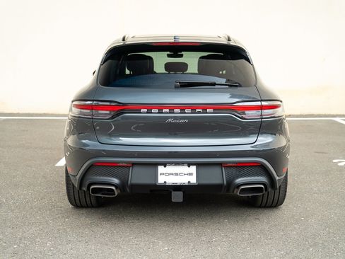 Certified 2026 Porsche Macan AWD/4WD image 7