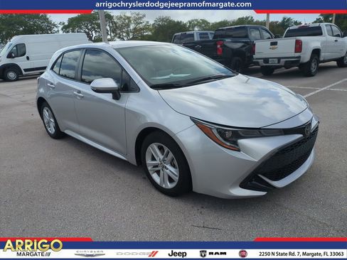 Used 2022 Toyota Corolla SE image 1