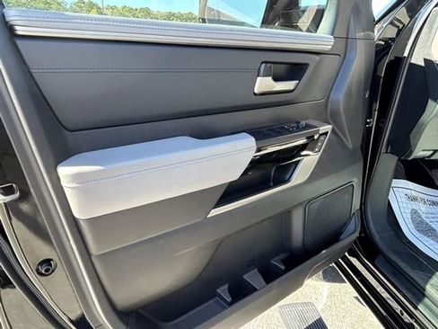 Used 2023 Toyota Tundra Limited image 24