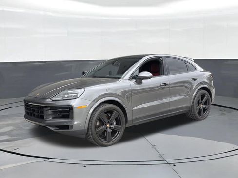 Certified 2025 Porsche Cayenne Coupe AWD/4WD image 1