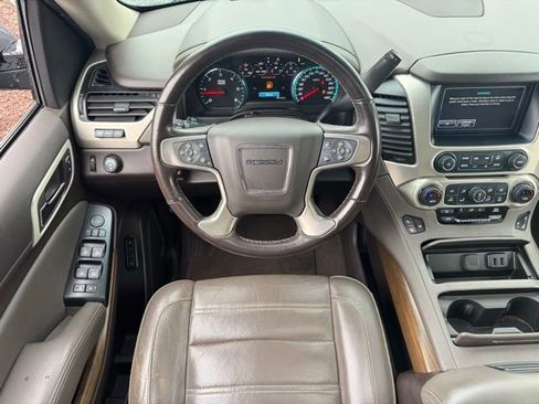 Used 2020 GMC Yukon Denali w/ Open Road Package RWD image 16